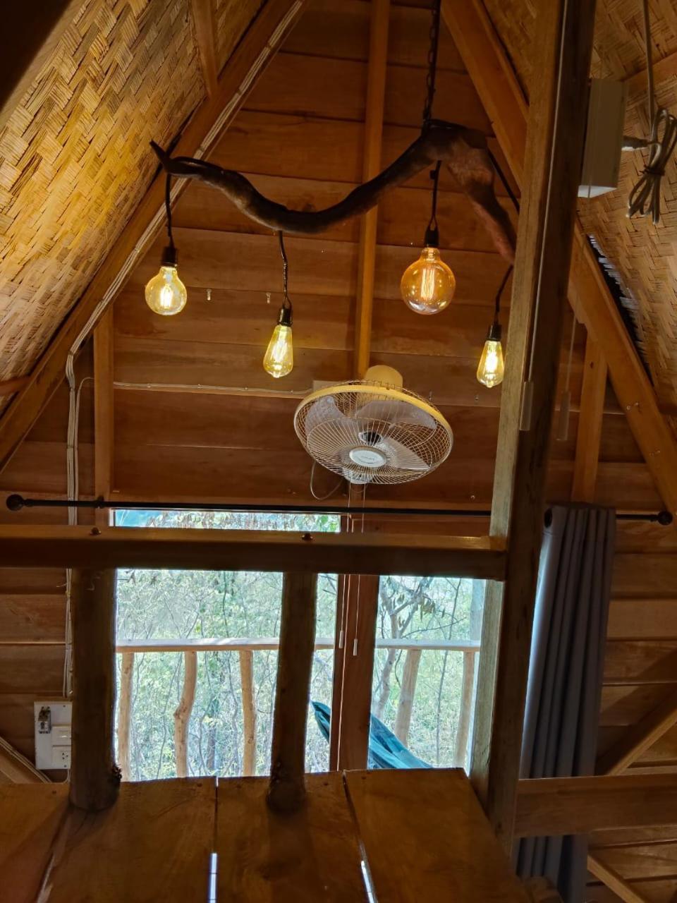 Fandee Island Treehouses & Ziplines - Tad Lo, Bolaven Loop Pakse Ban Kiangtat Exterior foto